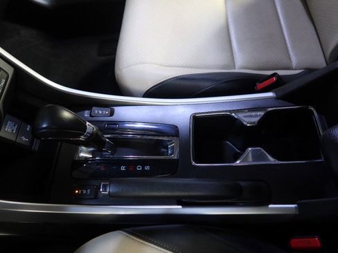 Used 2015 Honda Accord EX-L image 31