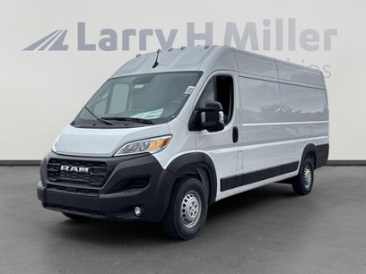 New 2025 RAM ProMaster 3500 w/ Convenience Group
