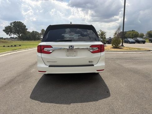 Used 2019 Honda Odyssey EX-L image 4