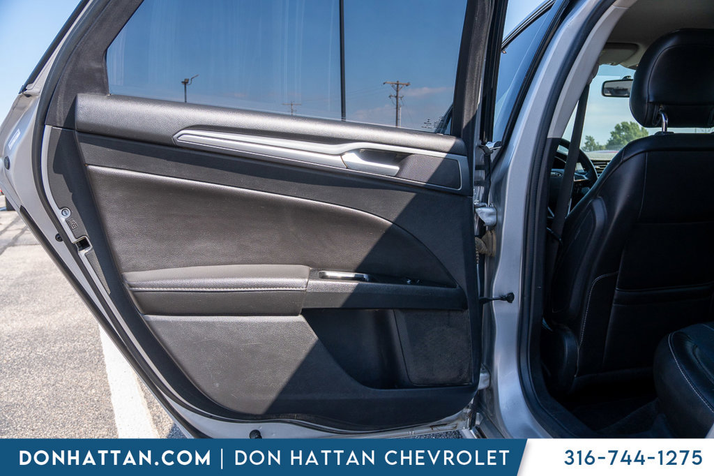 Used 2014 Ford Fusion Titanium FWD image 18