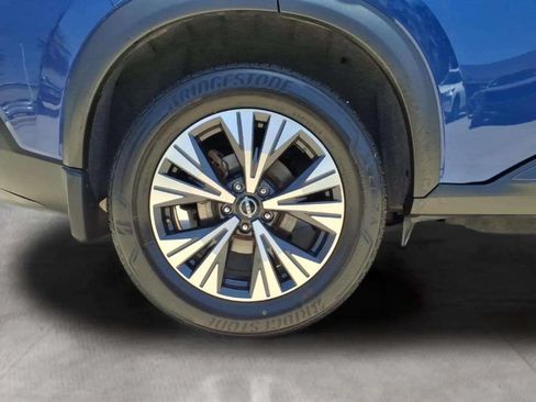 Used 2023 Nissan Rogue SV FWD image 20