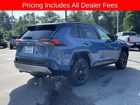 Used 2023 Toyota RAV4 XSE AWD/4WD image 5