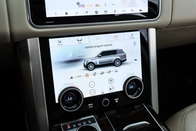 Used 2020 Land Rover Range Rover AWD/4WD image 31