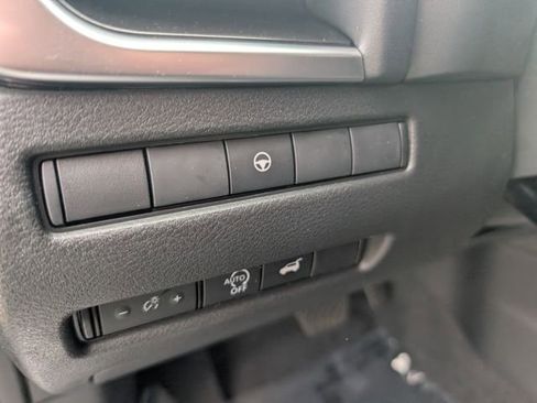 New 2026 Nissan Rogue SV AWD/4WD image 17