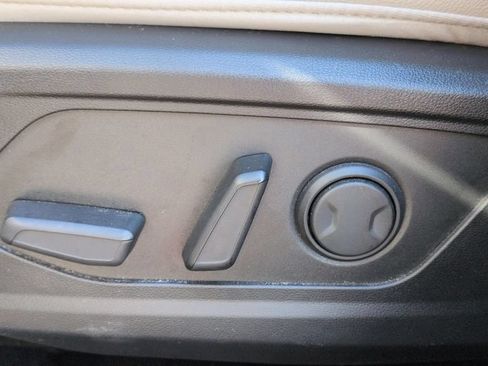 Certified 2024 Hyundai Tucson SEL w/ Convenience Package FWD image 16