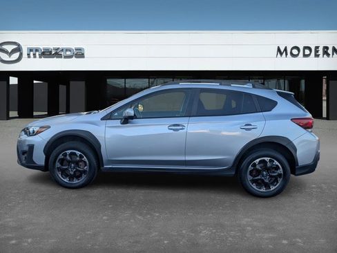 Used 2021 Subaru Crosstrek 2.0i Premium image 8