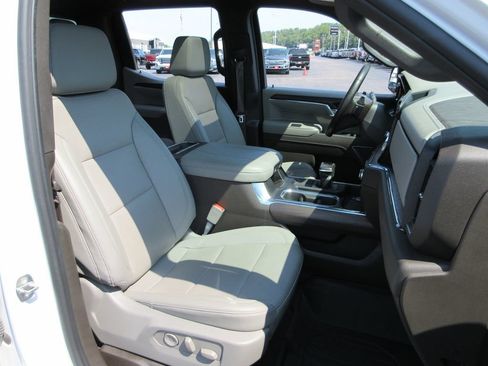 Certified 2024 GMC Sierra 1500 SLT w/ SLT Premium Plus Package AWD/4WD image 26