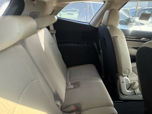 Used 2019 Buick Enclave Premium AWD/4WD image 6