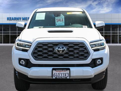 Used 2023 Toyota Tacoma TRD Sport AWD/4WD image 2