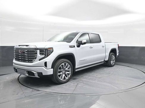 New 2026 GMC Sierra 1500 Denali w/ Denali Reserve Package AWD/4WD image 4