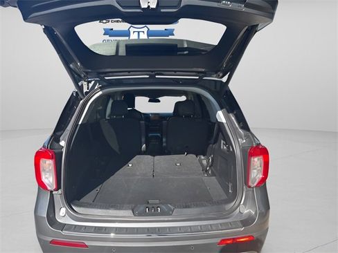 Used 2022 Ford Explorer Limited image 7