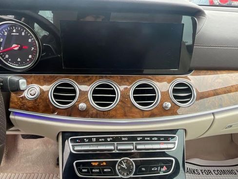 Used 2017 Mercedes-Benz E 300 E 300 image 8