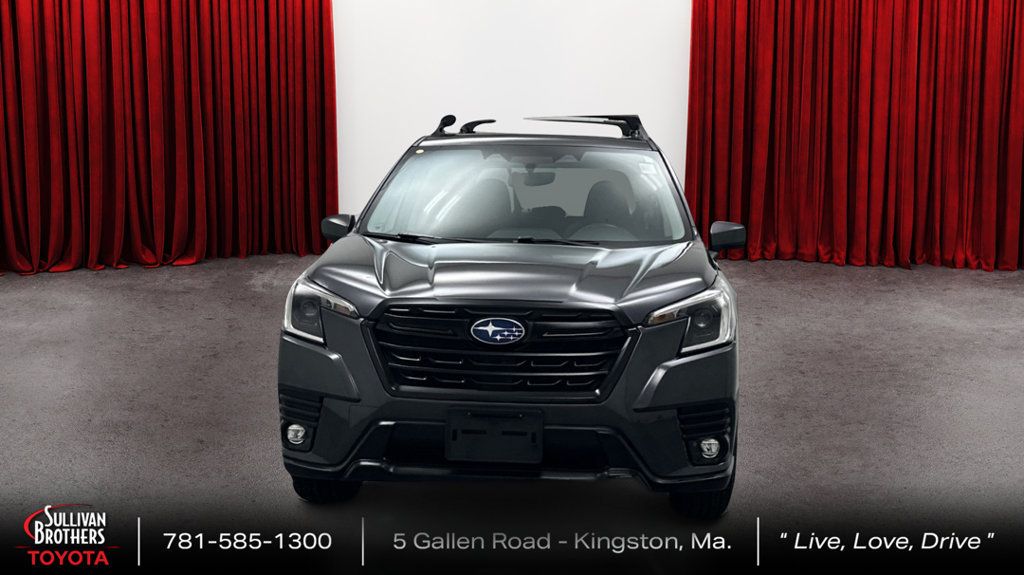 Used 2024 Subaru Forester Premium AWD/4WD image 2