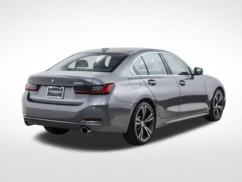 Used 2023 BMW 330i xDrive Sedan w/ Driving Assistance Package AWD/4WD image 5