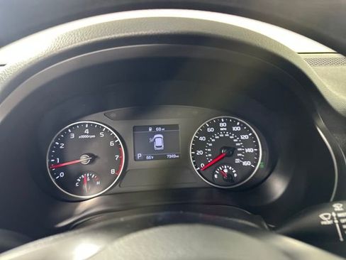 Used 2023 Kia Seltos LX image 17