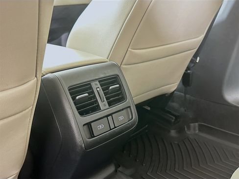 Used 2021 Honda Accord Touring image 27
