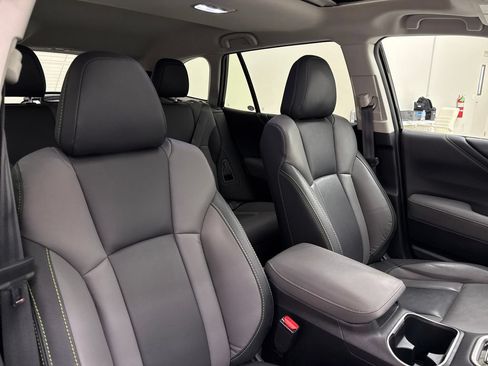 Certified 2024 Subaru Outback Onyx Edition XT AWD/4WD image 24