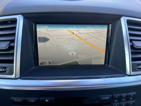 Used 2013 Mercedes-Benz ML 350 4MATIC image 22