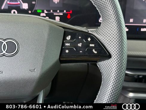 New 2025 Audi SQ5 Premium Plus image 29