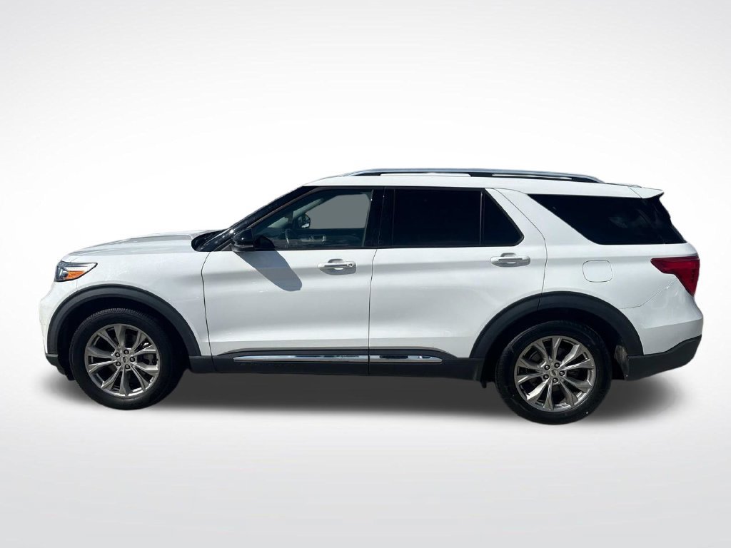 Used 2022 Ford Explorer Limited w/ Equipment Group 301A RWD image 6