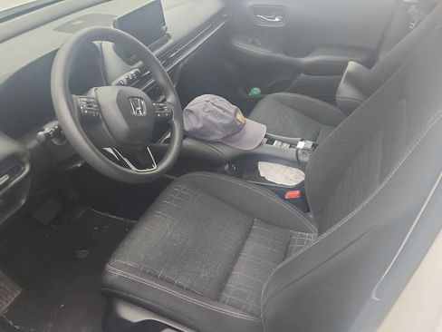 Used 2024 Honda HR-V LX image 4