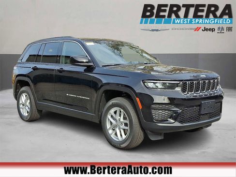 New 2025 Jeep Grand Cherokee Laredo X image 1
