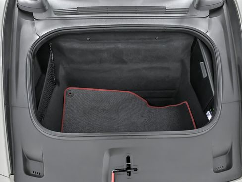 Used 2024 Porsche 911 Carrera S image 16