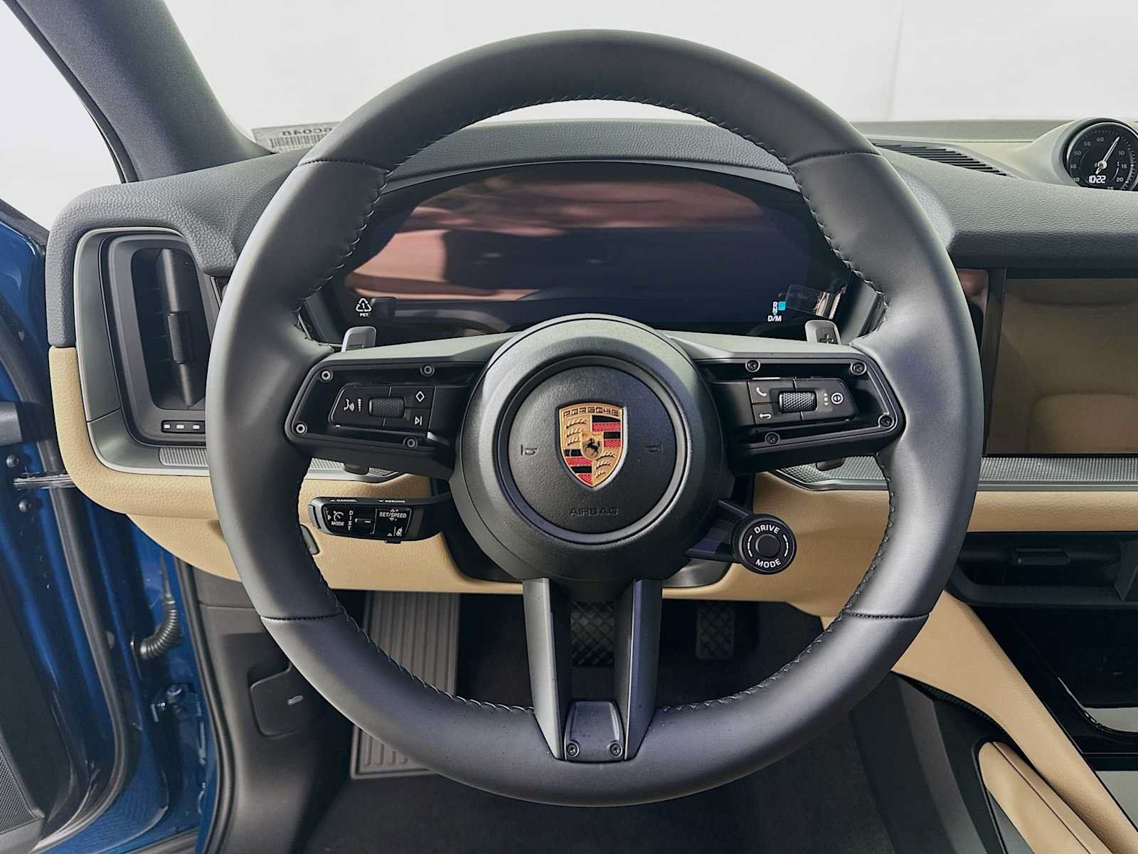 Used 2026 Porsche Cayenne AWD/4WD image 14