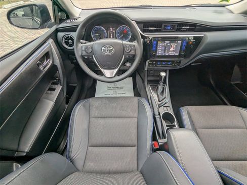 Certified 2017 Toyota Corolla LE image 6