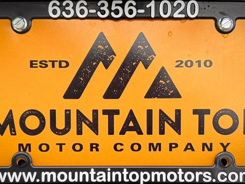 Used 2018 Chrysler Pacifica Touring-L FWD image 39