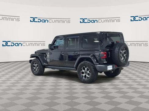 Used 2020 Jeep Wrangler Unlimited Sahara AWD/4WD image 6