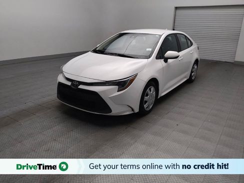 Used 2021 Toyota Corolla LE FWD image 1