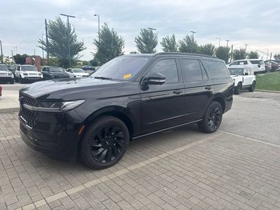 Used 2025 Lincoln Navigator Reserve w/ Jet Appearance Package
