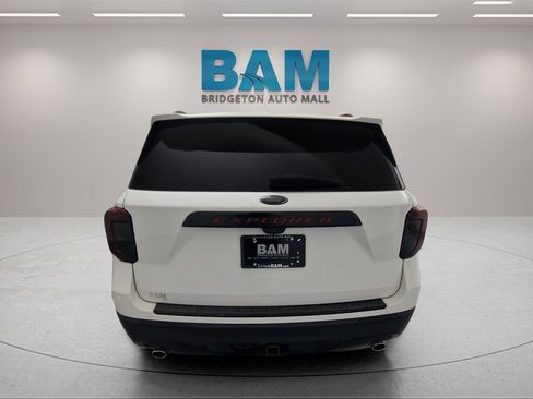 Used 2022 Ford Explorer ST-Line w/ Class IV Trailer Tow Package image 6