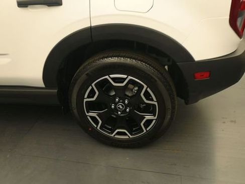 New 2026 Ford Bronco Sport Outer Banks w/ Outer Banks Tech Package+ AWD/4WD image 9