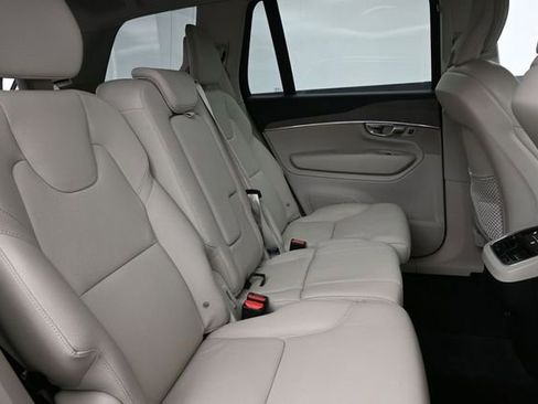 Used 2023 Volvo XC90 B6 Plus w/ Protection Package Premier AWD/4WD image 34