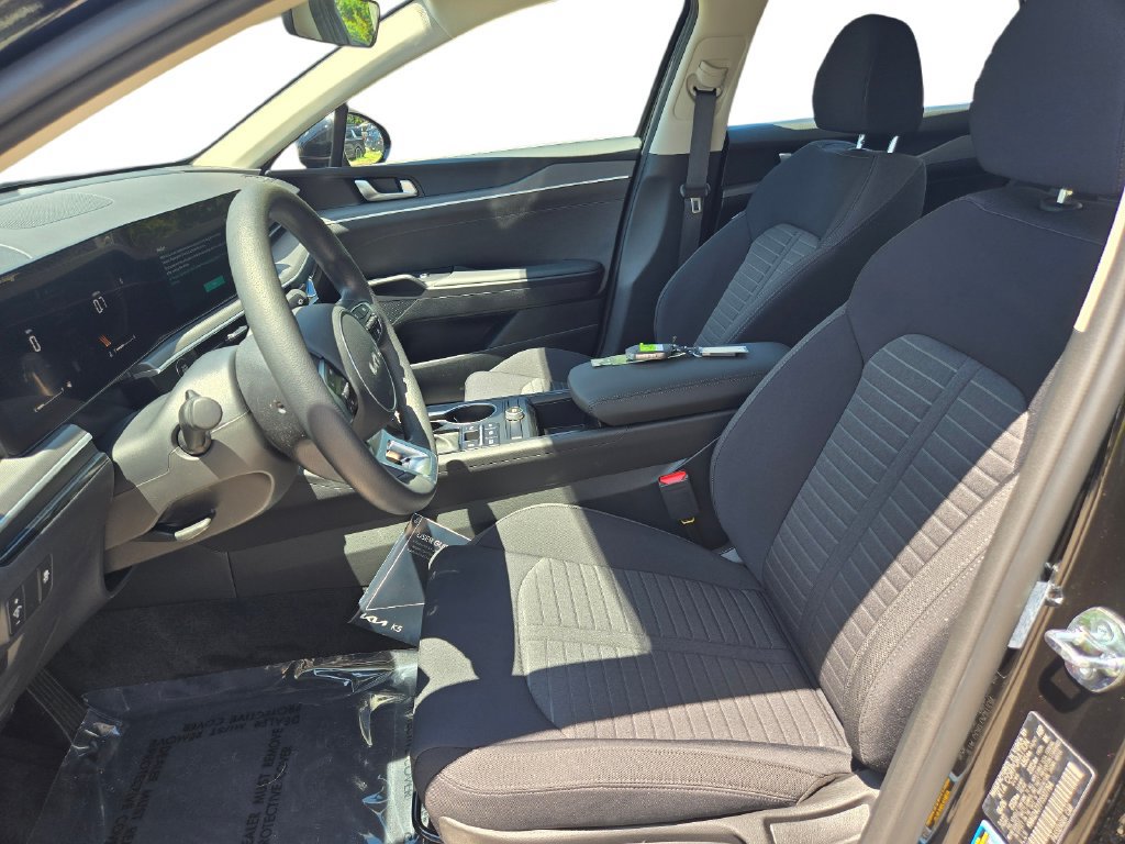 New 2026 Kia K5 LXS FWD image 18