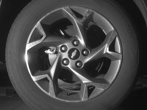 Used 2025 Chevrolet Trax LT FWD image 15