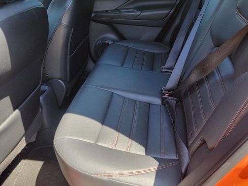 Used 2019 Nissan Kicks SR w/ SR Premium Package FWD image 14