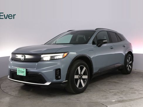 Used 2025 Honda Prologue Touring image 2