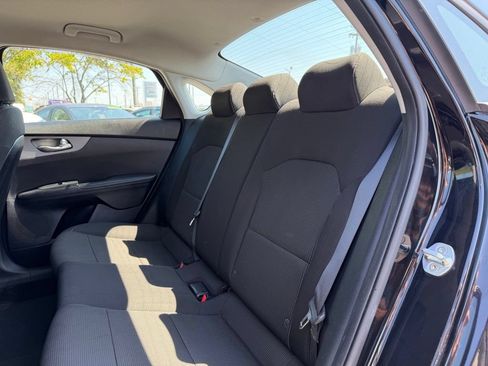 Used 2019 Kia Forte LXS FWD image 26