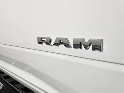Used 2024 RAM 2500 Big Horn image 14