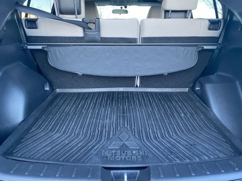 Used 2019 Mitsubishi Eclipse Cross SE image 14