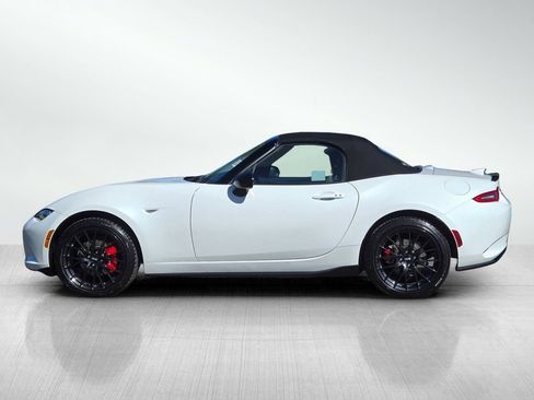 Certified 2025 MAZDA MX-5 Miata Club w/ Brembo/BBS Recaro Package RWD image 8