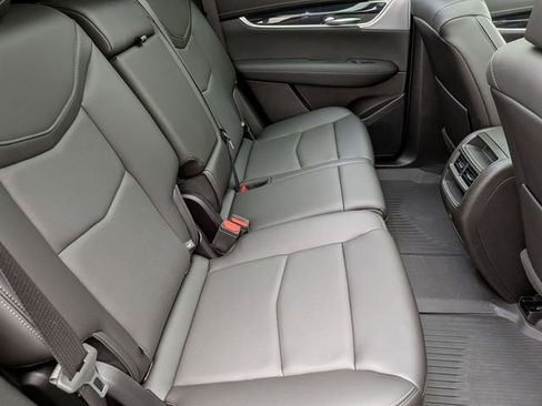 Certified 2024 Cadillac XT5 Premium Luxury w/ LPO, Floor Liner Package AWD/4WD image 26