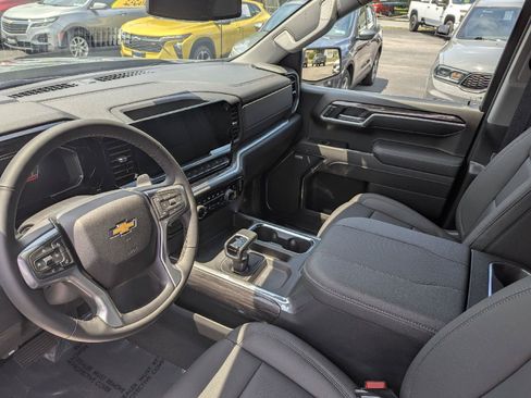 New 2026 Chevrolet Silverado 1500 LTZ w/ LTZ Premium Package AWD/4WD image 19