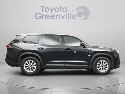 Certified 2025 Toyota Grand Highlander FWD image 17