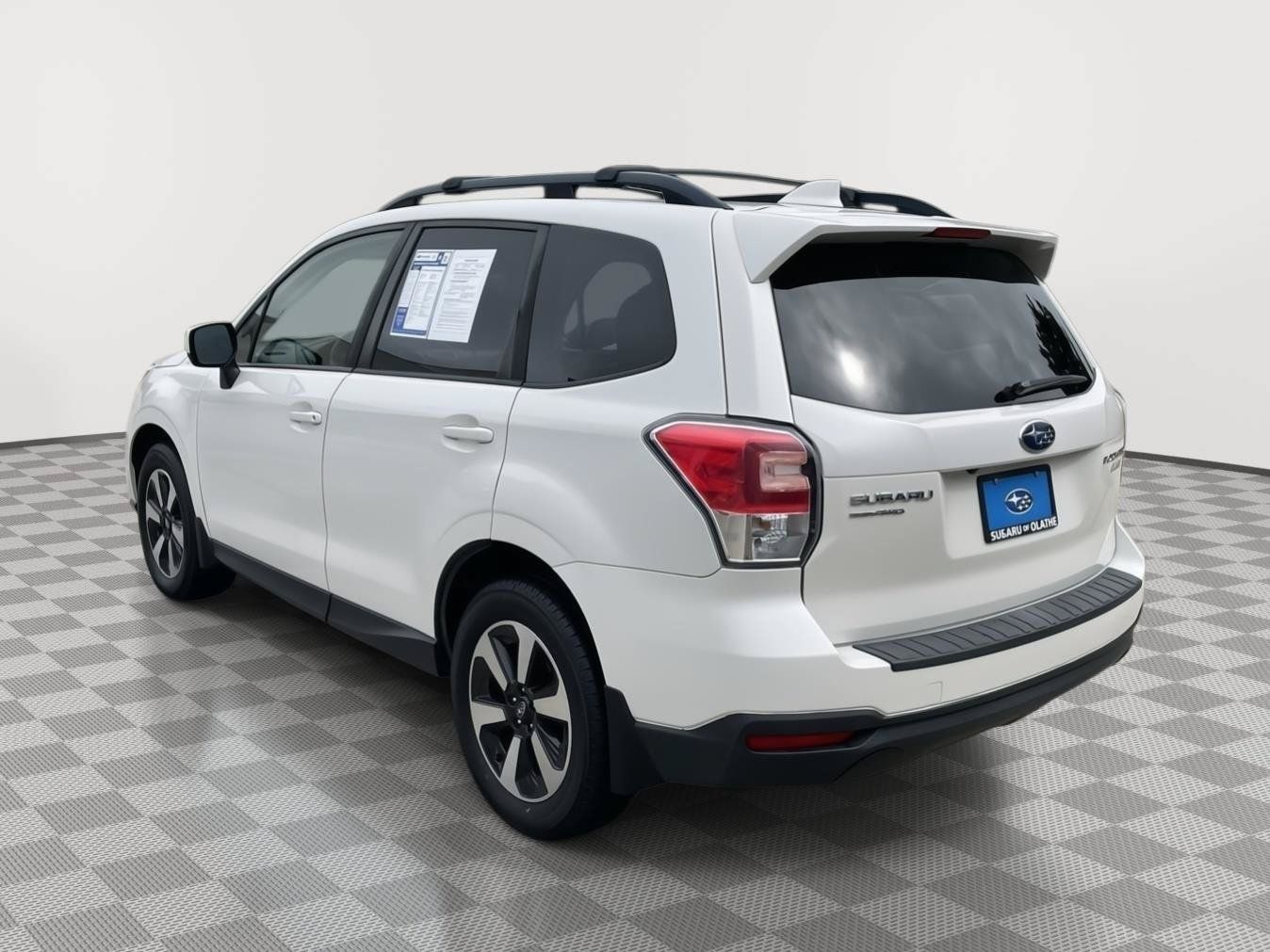 Used 2017 Subaru Forester 2.5i Premium AWD/4WD image 13