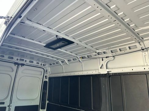 Used 2025 RAM ProMaster 2500 w/ Convenience Group FWD image 42