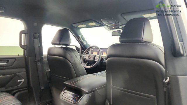 Used 2026 Nissan Armada PRO-4X w/ Captain's Chari Seat Package AWD/4WD image 26